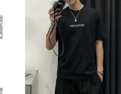 カレッジスタイルグラフィックTシャツ
