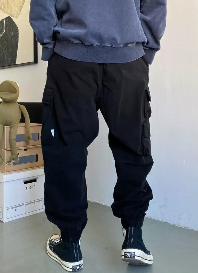 ワイルドカーゴパンツ　ポケット多め