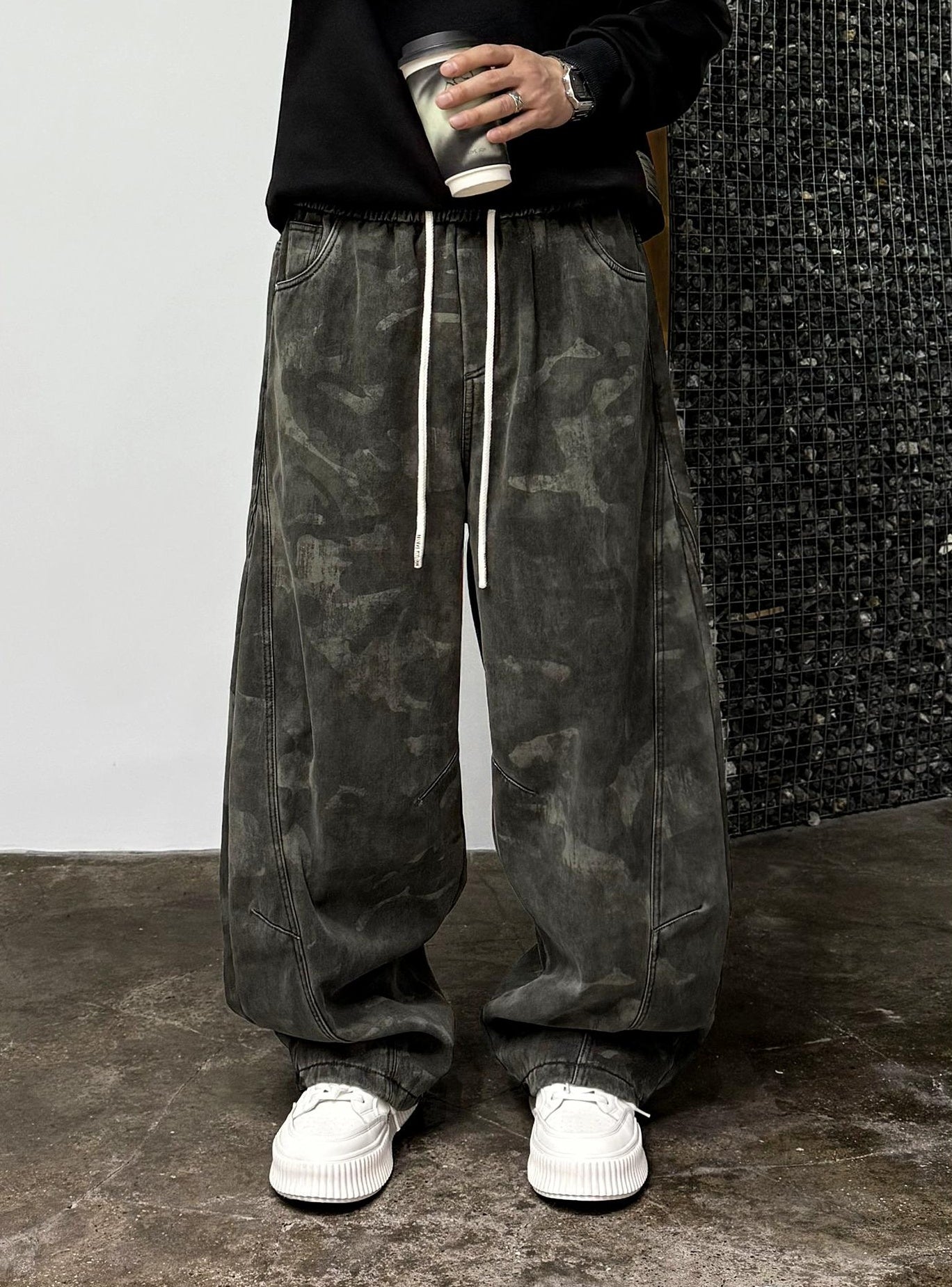 Retro Camouflage Fleece Pants