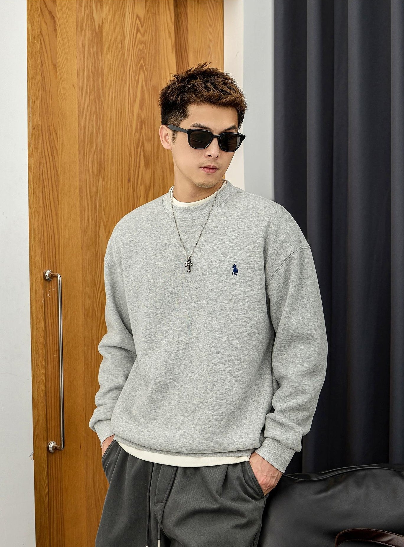 Retro Embroidered Pullover Sweater