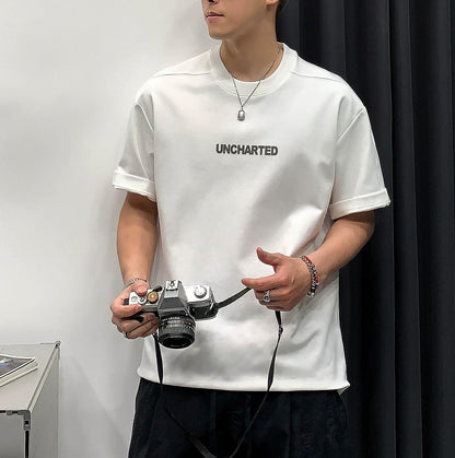 カレッジスタイルグラフィックTシャツ