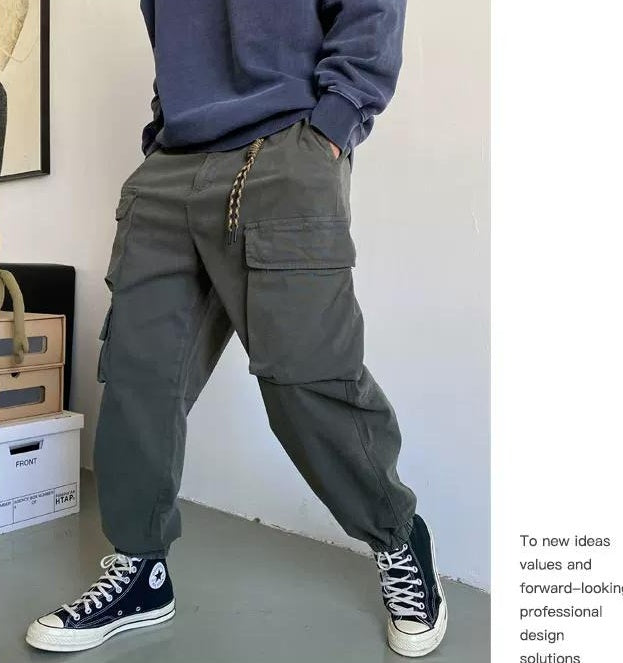 ワイルドカーゴパンツ　ポケット多め