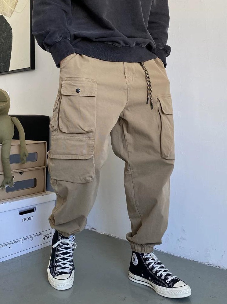 ワイルドカーゴパンツ　ポケット多め
