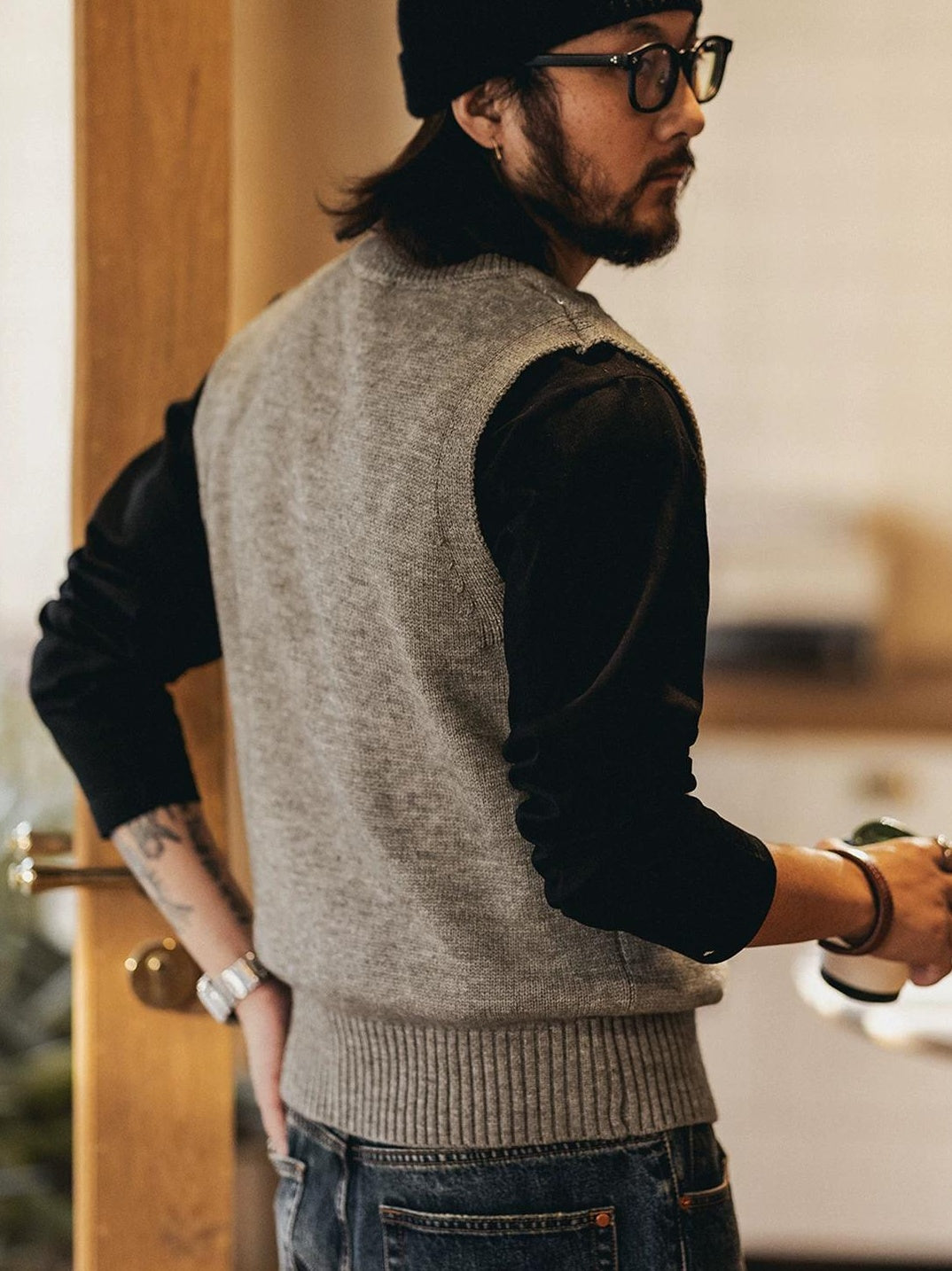 レトロ　Ｖネック　ニット　ベスト