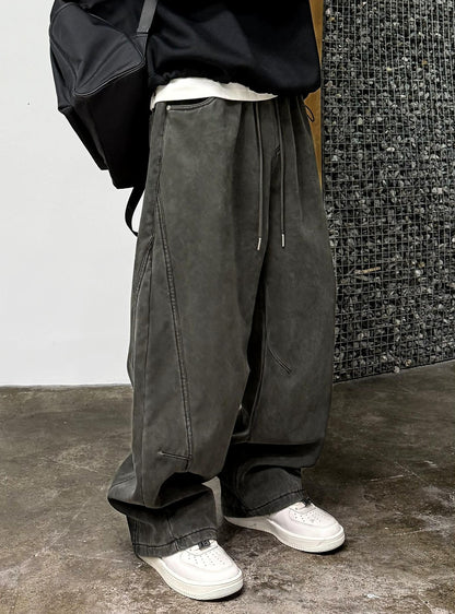 Bar Style Camo Pleated Pants