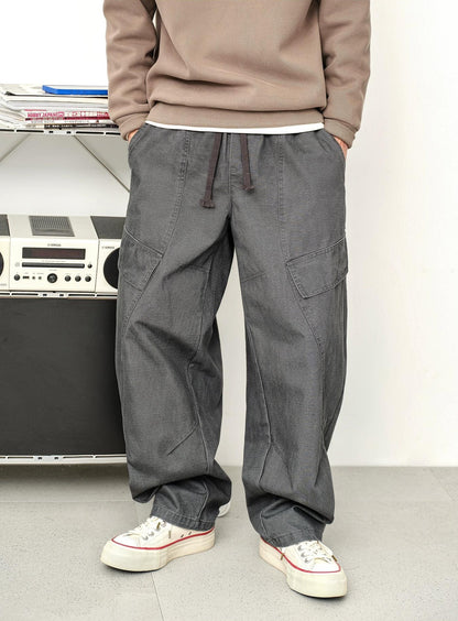 マルチポケットカジュアルパンツ