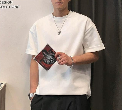 カジュアルトレンディホワイトTシャツ