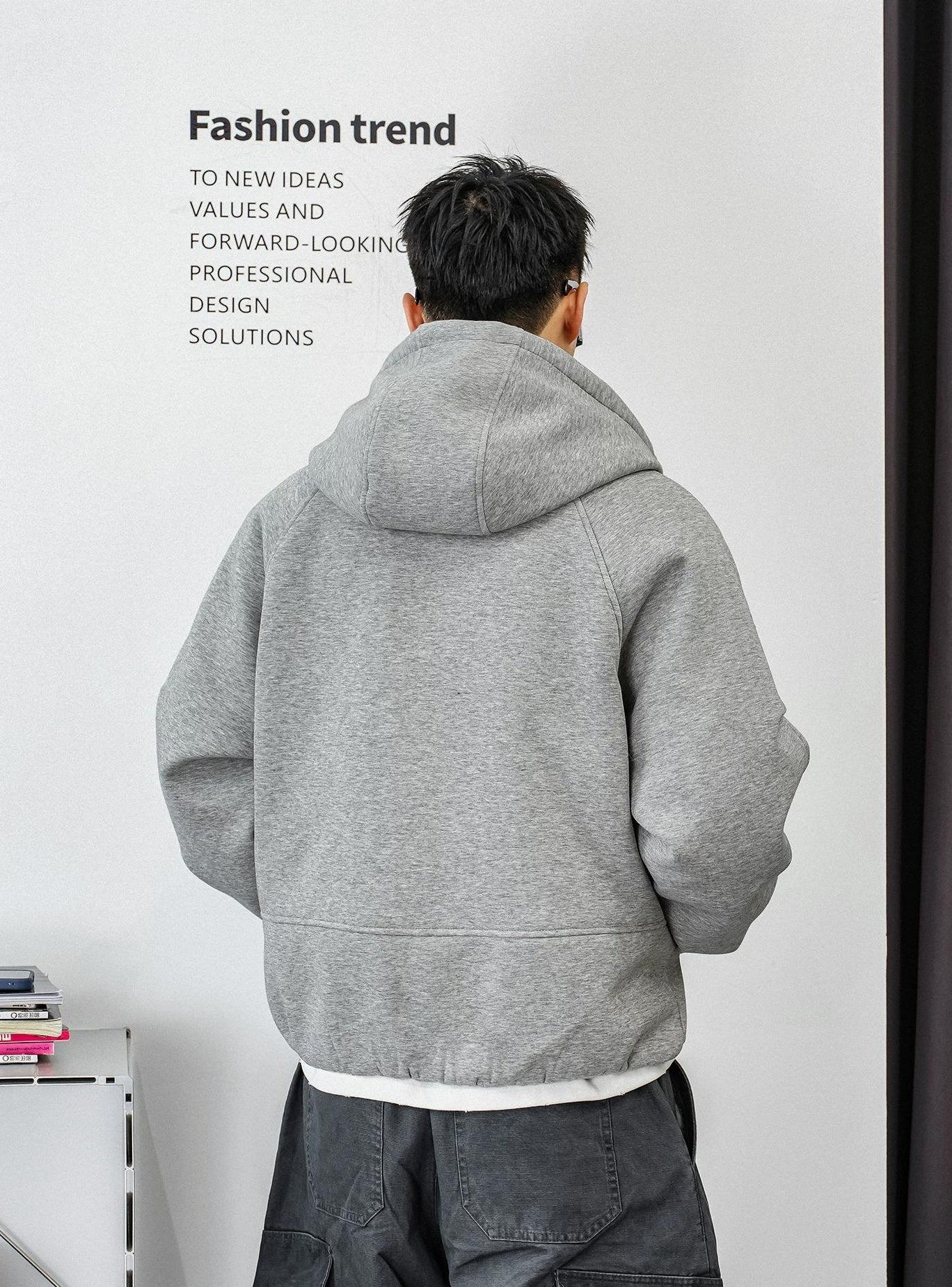 フード付きダウンジャケット　スプライシング