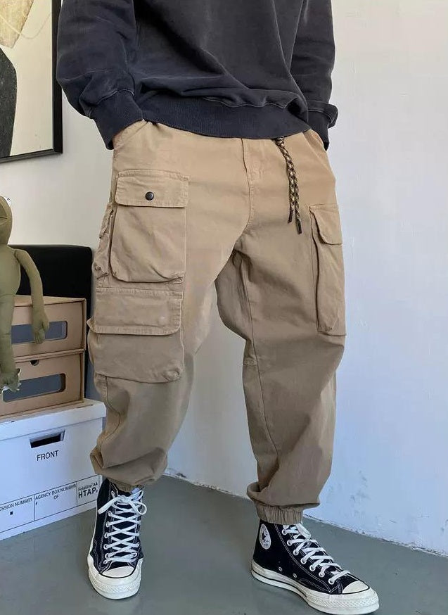 ワイルドカーゴパンツ　ポケット多め