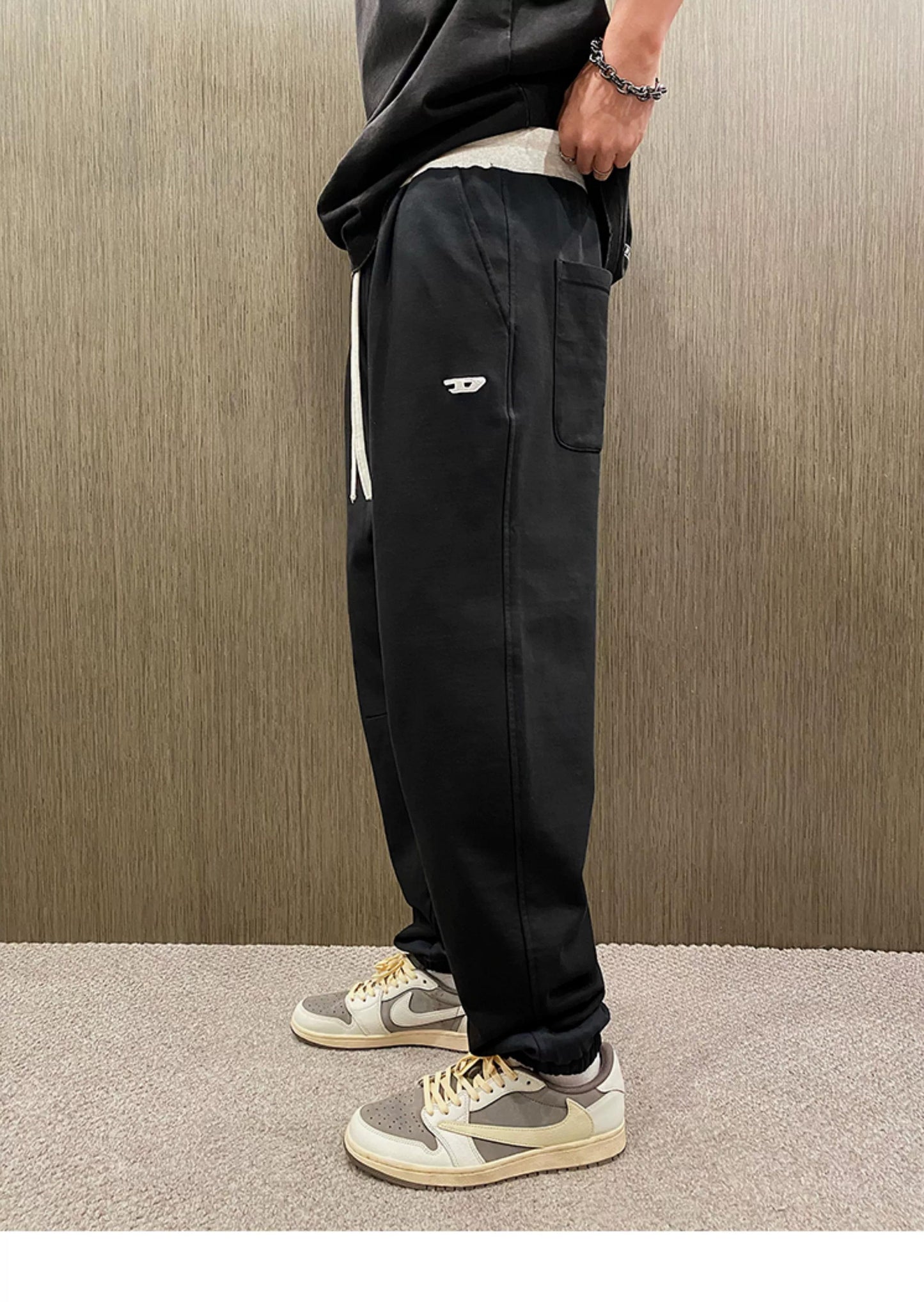 Gradient Embroidered Sweatpants