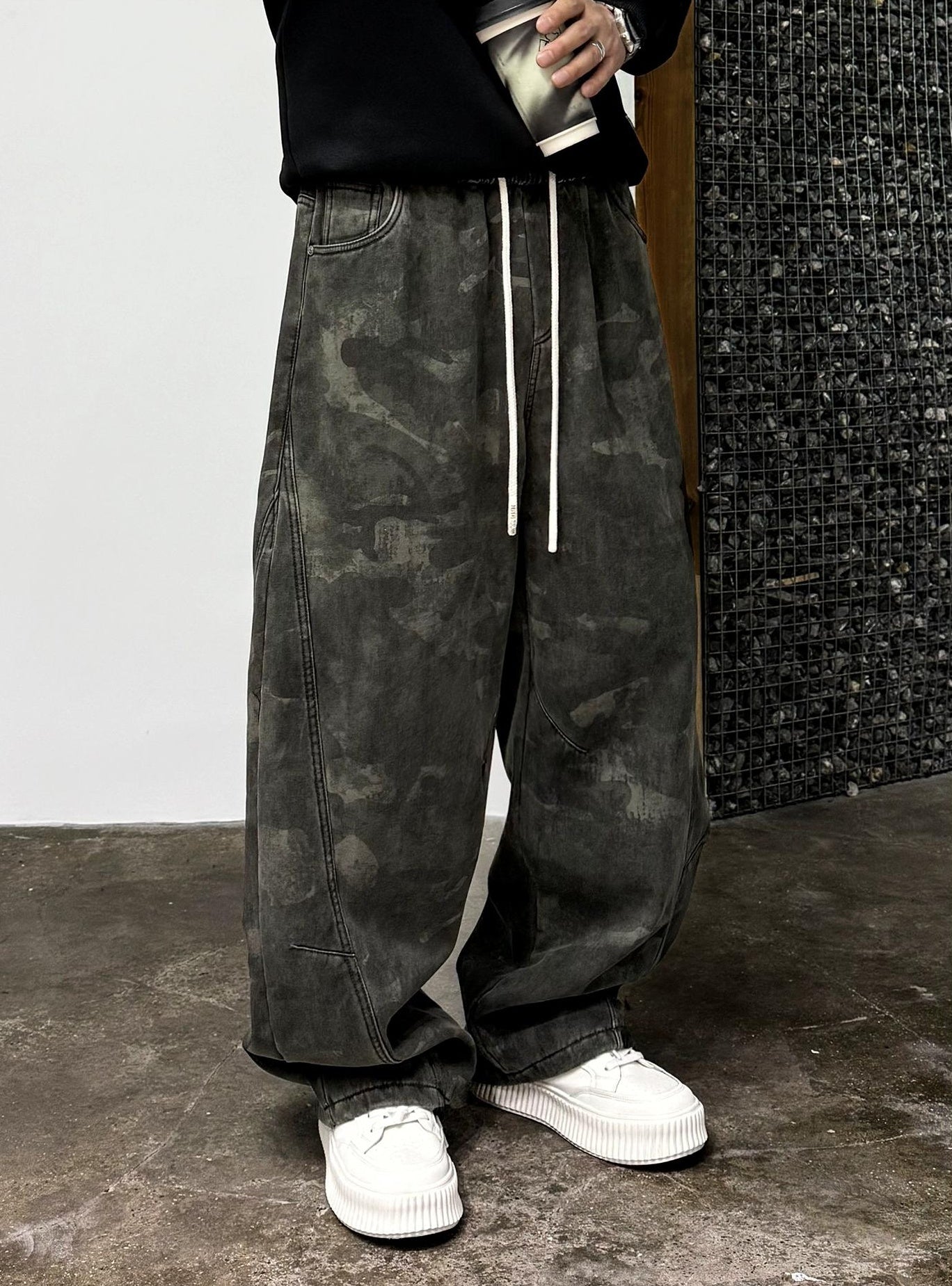 Retro Camouflage Fleece Pants