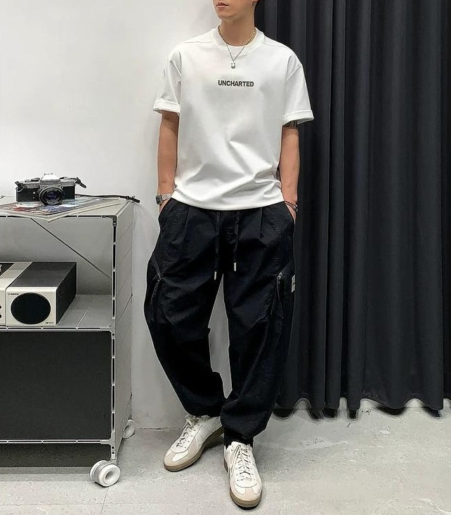 カレッジスタイルグラフィックTシャツ