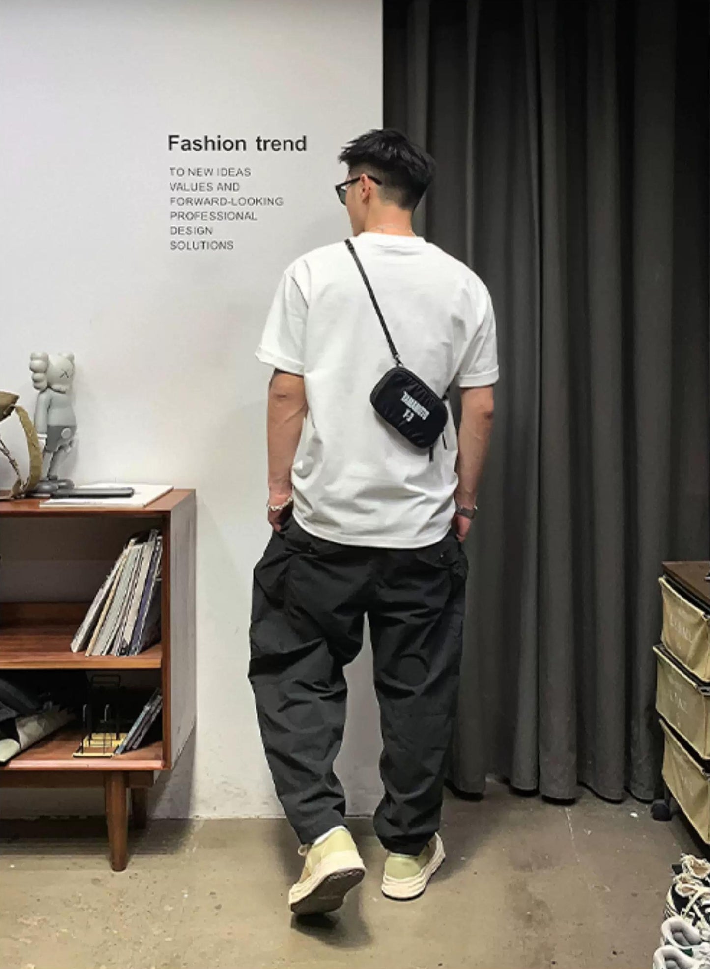 ソリッドカラー刺繍Ｔシャツ