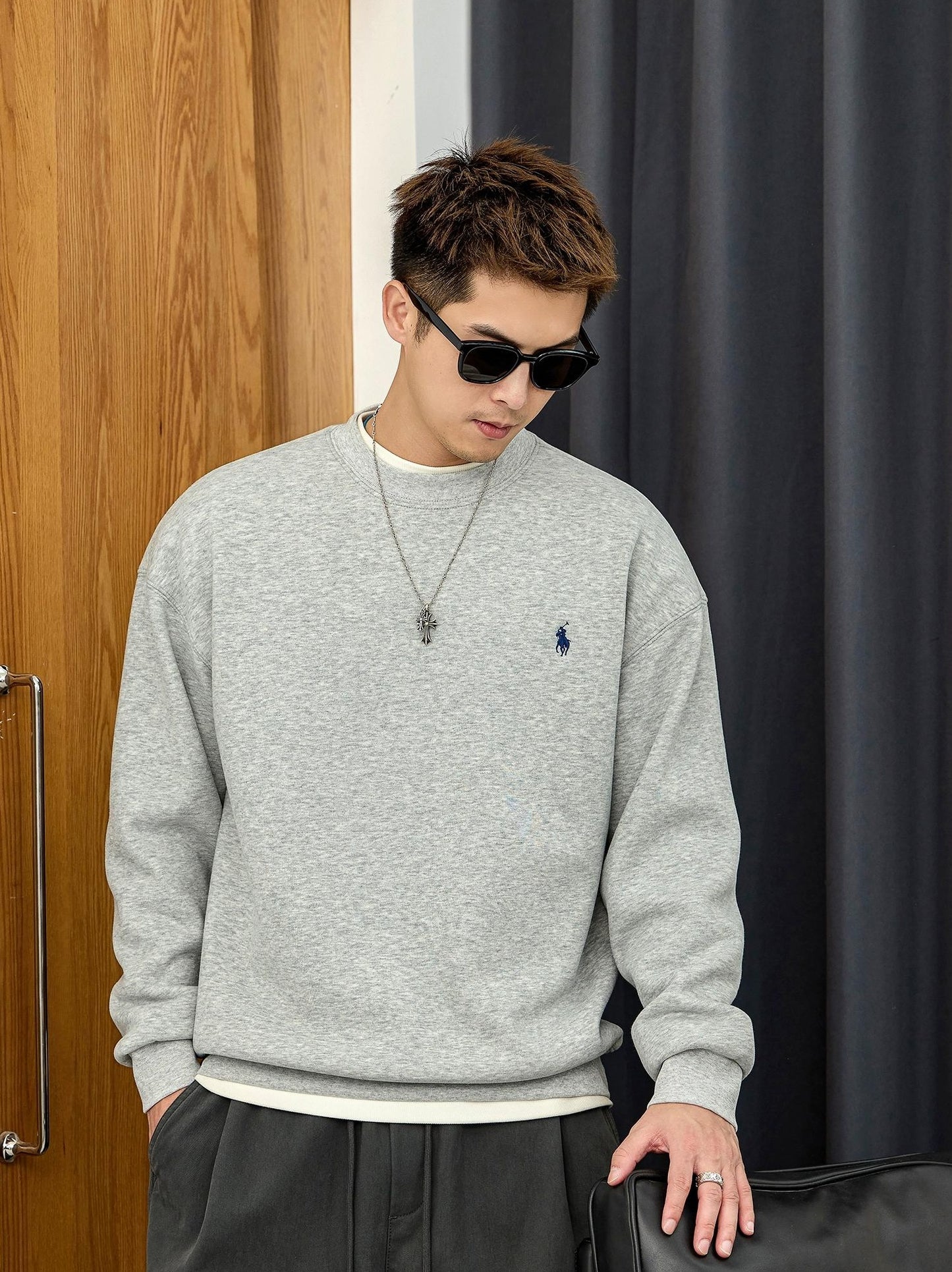 Retro Embroidered Pullover Sweater