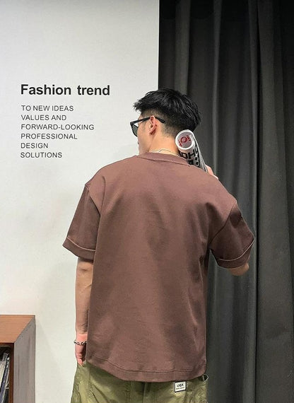 カジュアルトレンディホワイトTシャツ