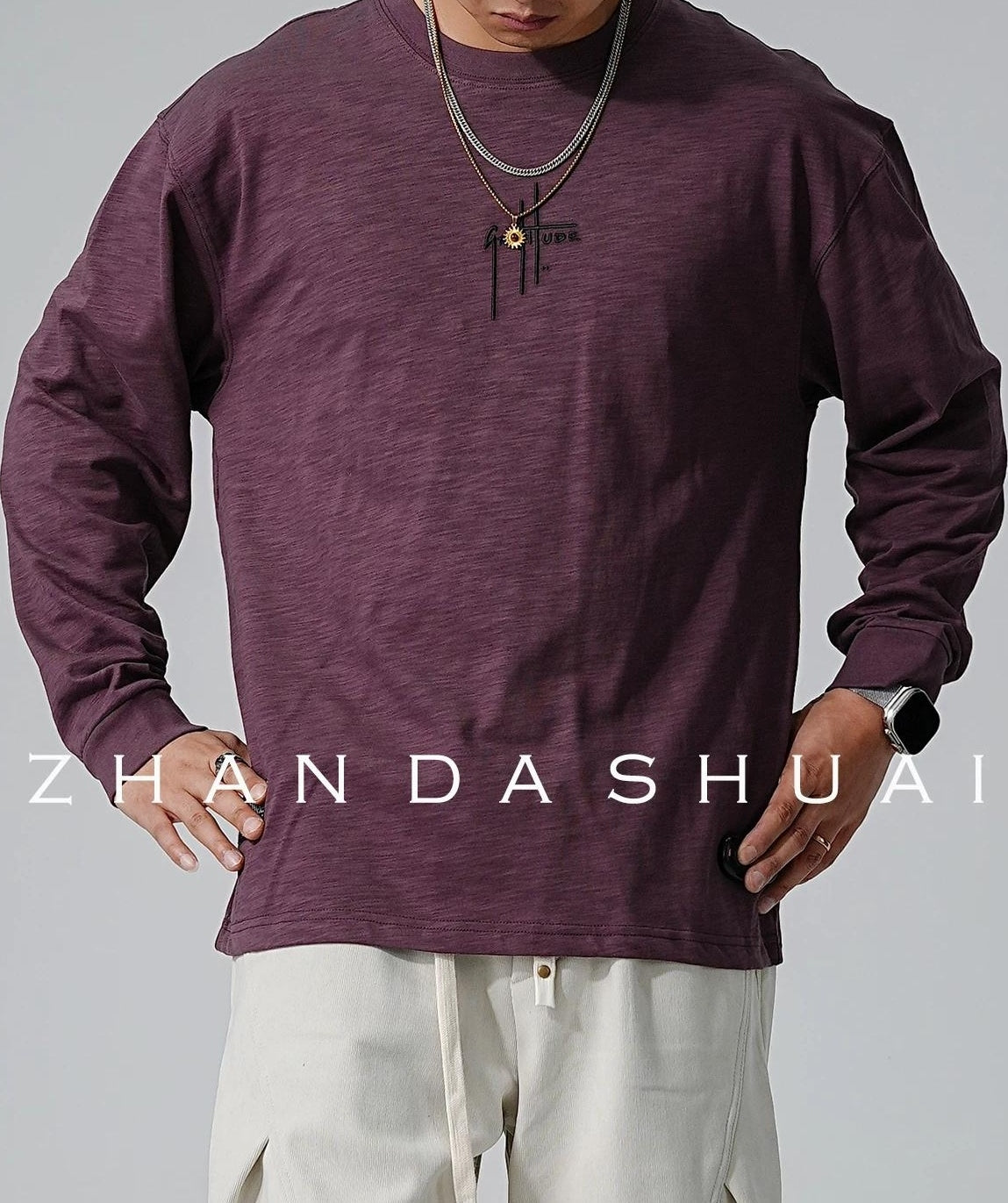 刺繍入りフリース長袖Tシャツ