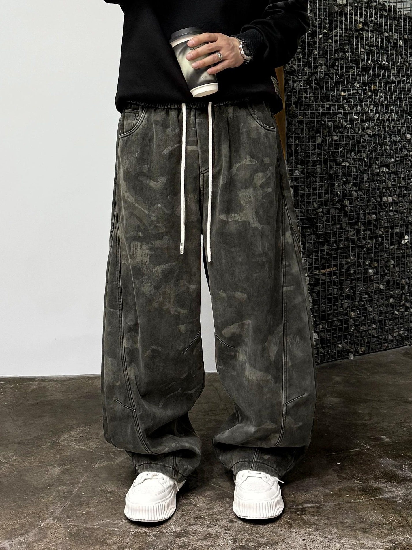 Retro Camouflage Fleece Pants