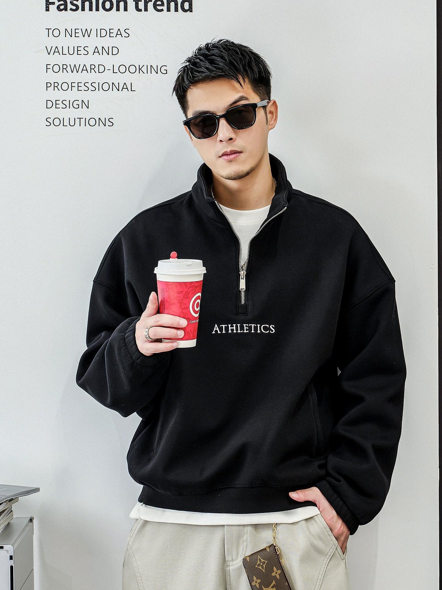 カジュアル刺繍ハーフジップセーター