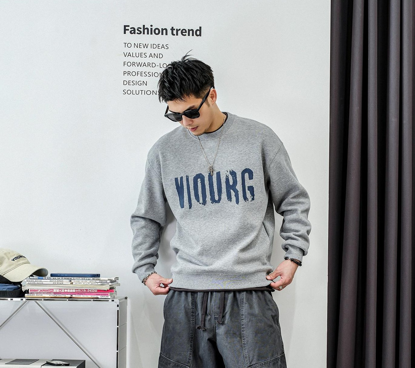 フリースレタードセーター　トップ