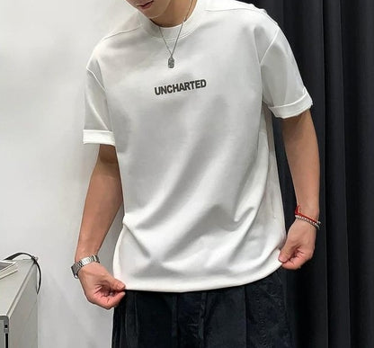 カレッジスタイルグラフィックTシャツ