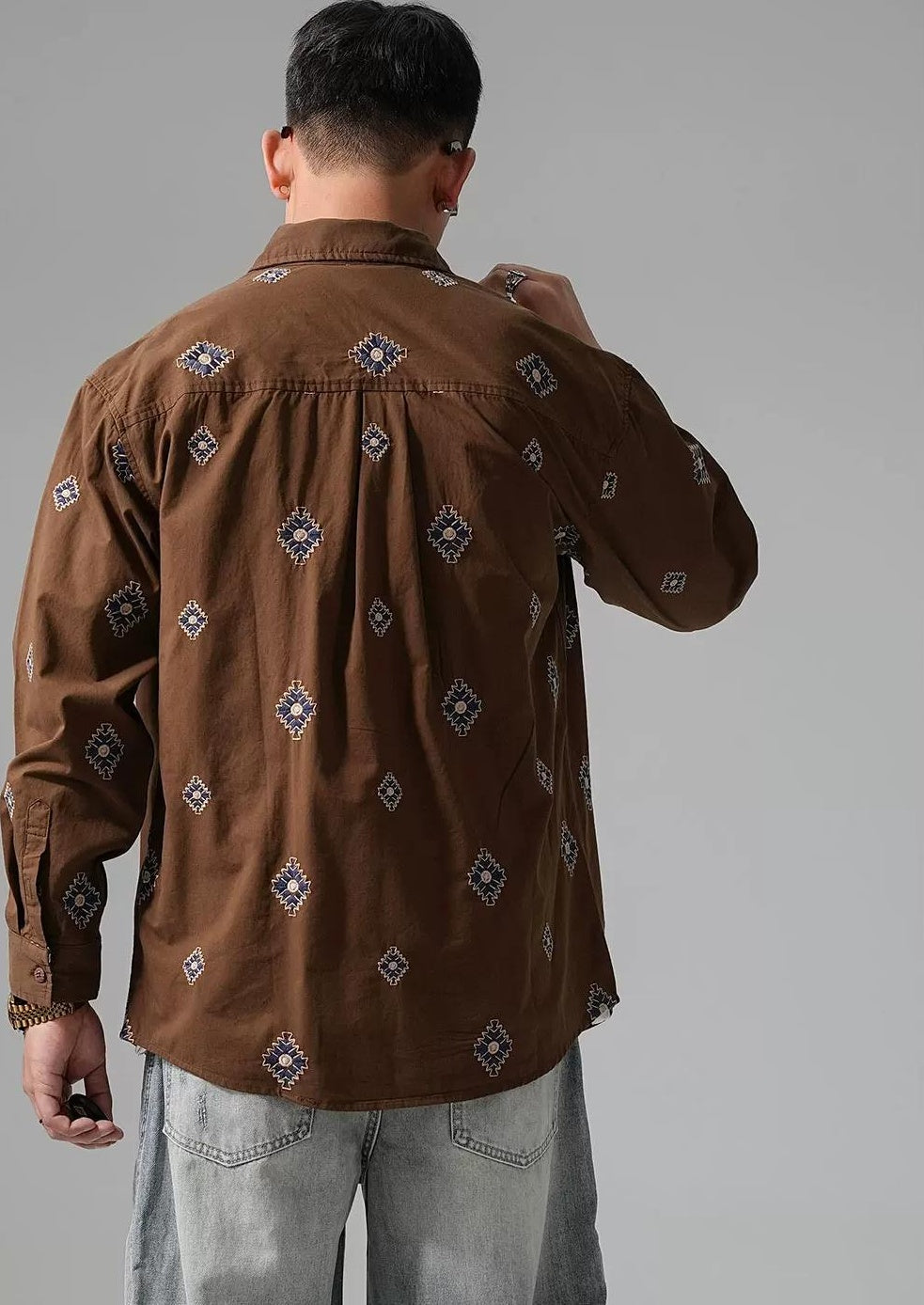 刺繍ロングスリーブシャツ