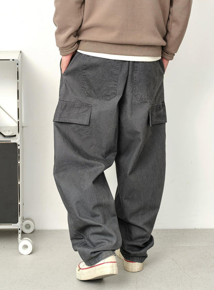 マルチポケットカジュアルパンツ