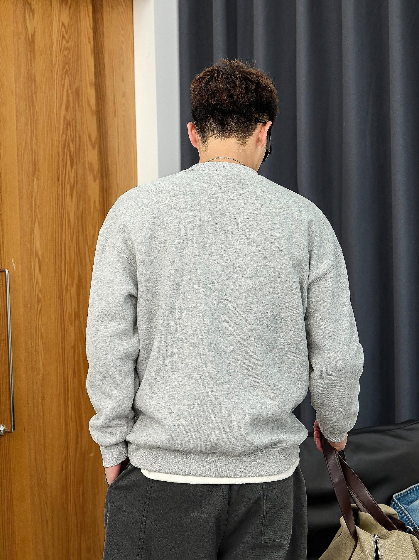 Retro Embroidered Pullover Sweater