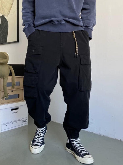ワイルドカーゴパンツ　ポケット多め