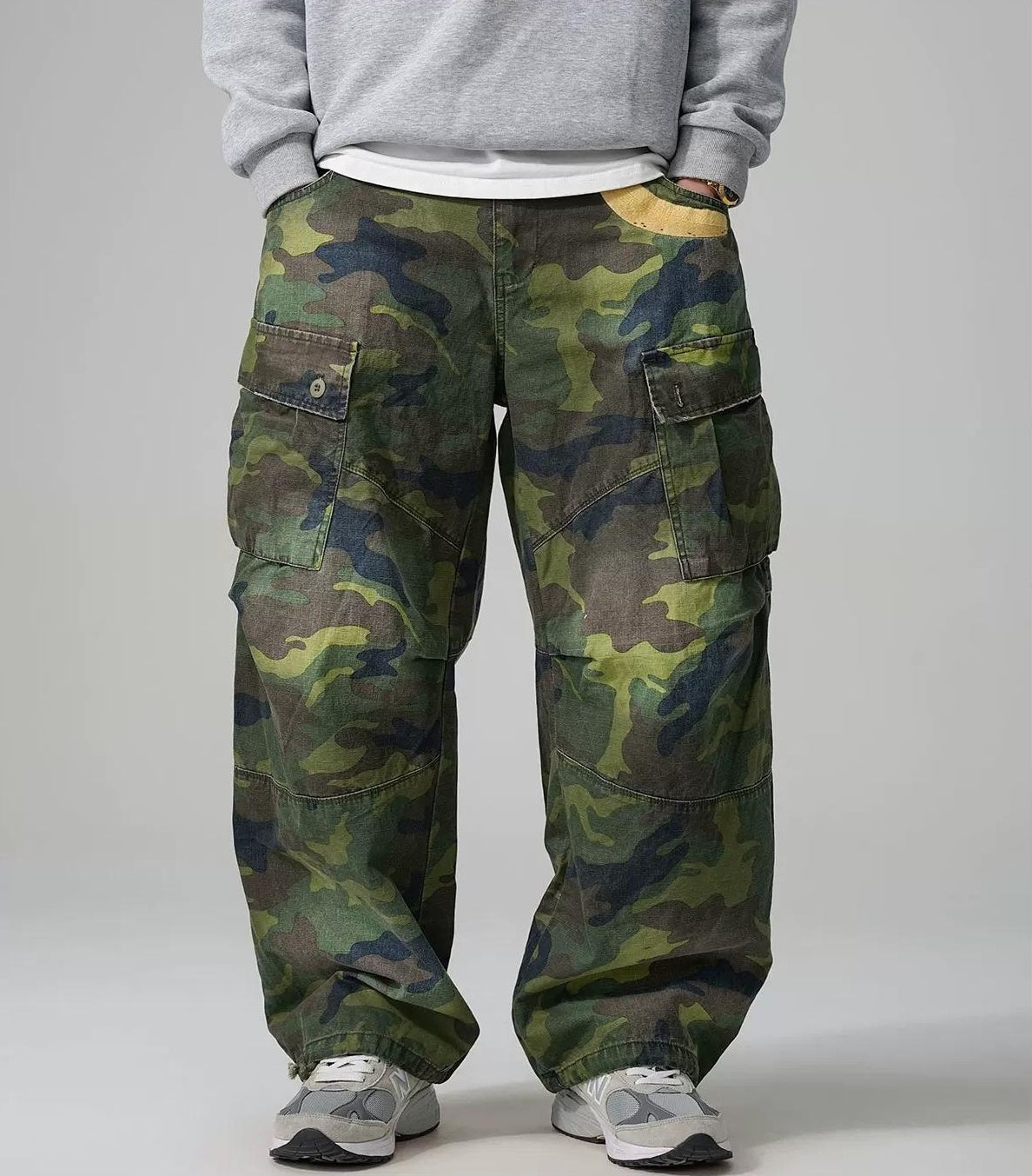 カモフラージュカーゴパンツ