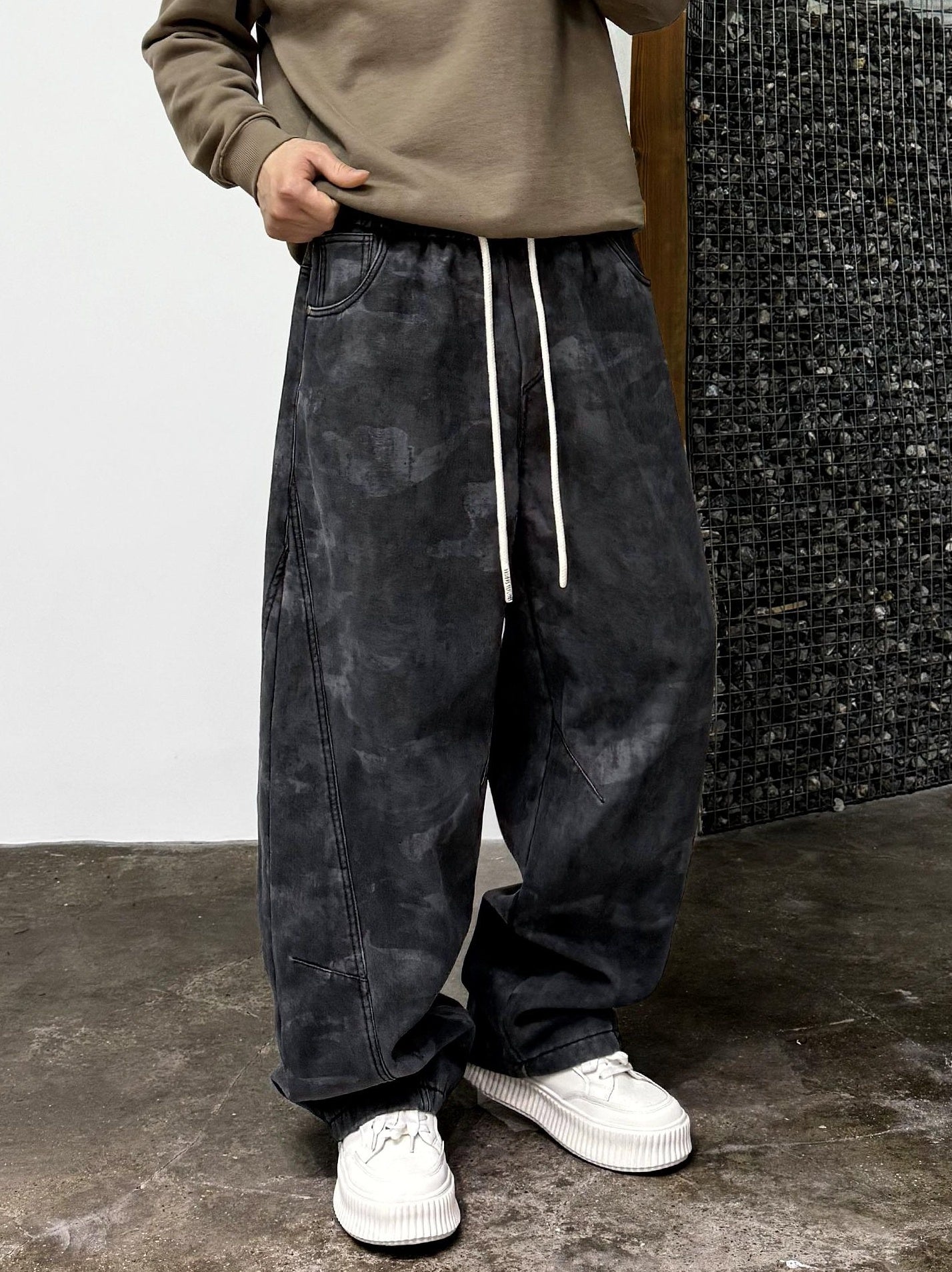Retro Camouflage Fleece Pants